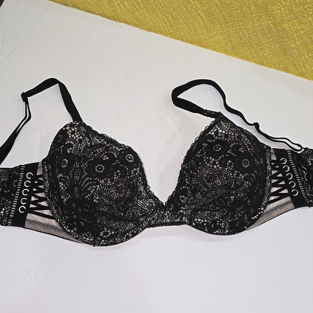 VS Very Sexy Bra